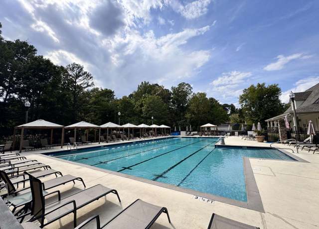 Property at 837 Aberlady Pl, Hoover, AL 35242, 6 beds, 3.5 baths
