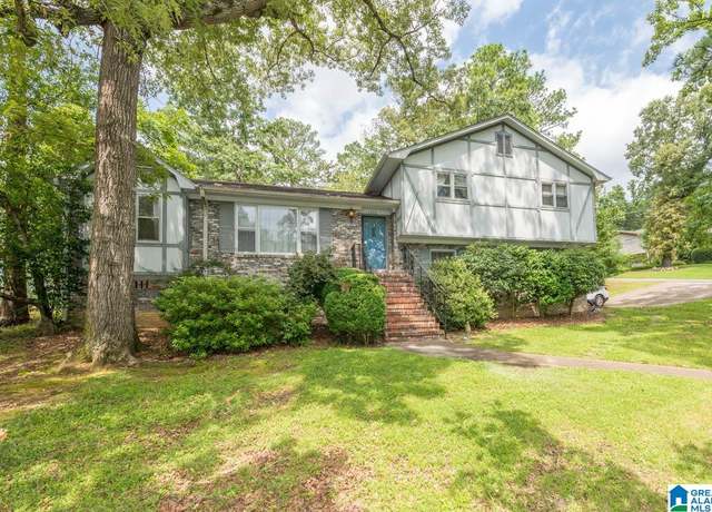 Property at 1912 Tall Timbers Dr, Hoover, AL 35226, 3 beds, 2 baths