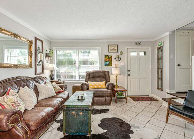 Property at 1700 Valley Ave Unit D, Homewood, AL 35209, 2 beds, 1 bath