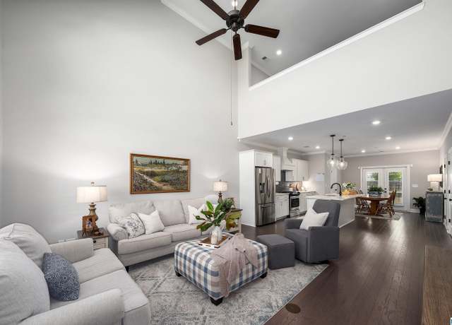 Property at 3420 Lime St, Vestavia Hills, AL 35242, 3 beds, 2.5 baths