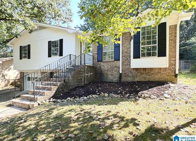 Property at 2723 6th St NE, Center Point, AL 35215, 4 beds, 2 baths