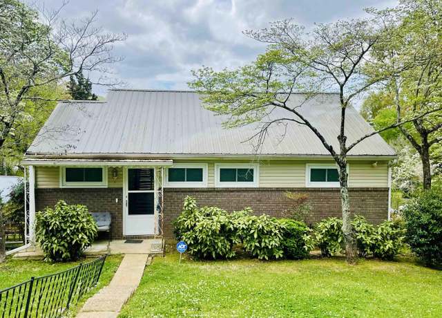 Property at 1404 E 11th St, Anniston, AL 36207, 3 beds, 2 baths