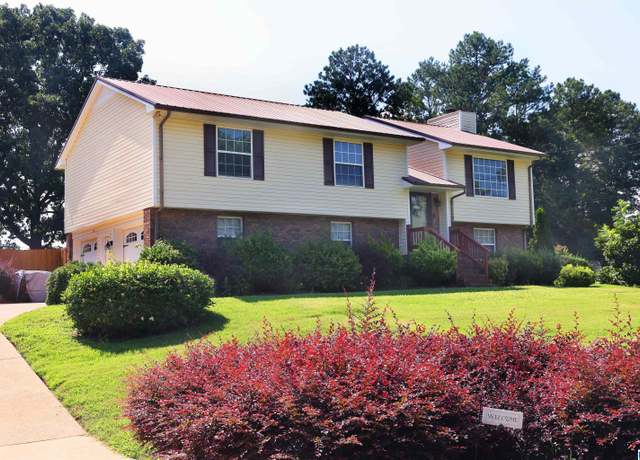 Property at 1506 Brierwood Pl SW, Jacksonville, AL 36265, 4 beds, 2.5 baths