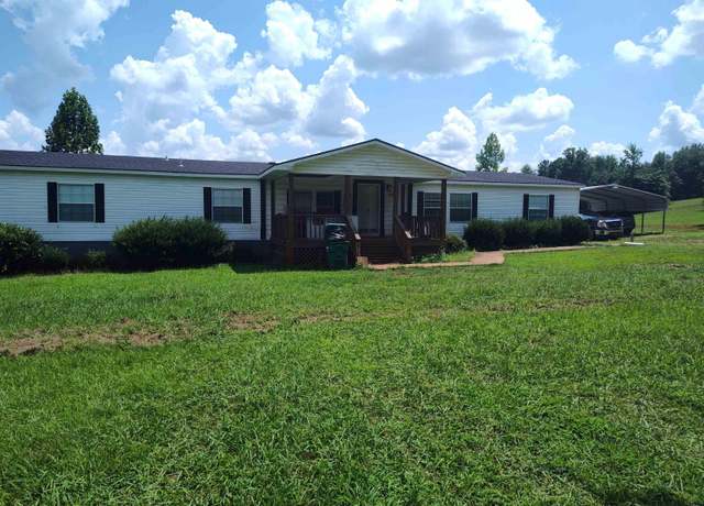 Property at 4417 Old Fayetteville Rd, Sylacauga, AL 35151, 4 beds, 3 baths