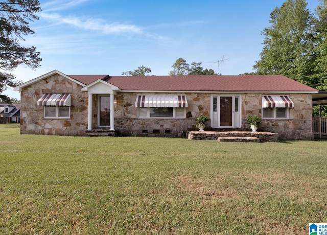 Property at 1000 Stadium Dr, Warrior, AL 35180, 3 beds, 2 baths