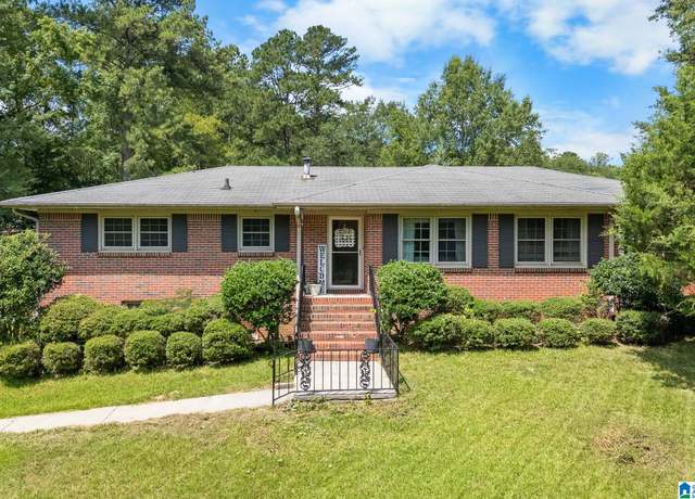Property at 245 Chelsea Rd, Columbiana, AL 35051, 4 beds, 2 baths
