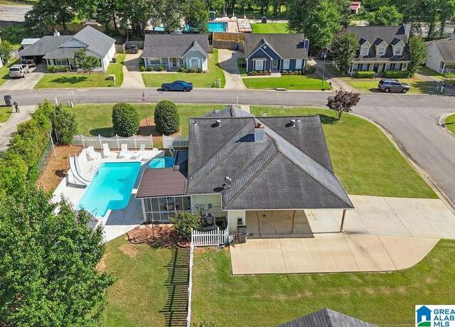 Property at 1937 Riva Ridge Rd, Helena, AL 35080, 3 beds, 2 baths