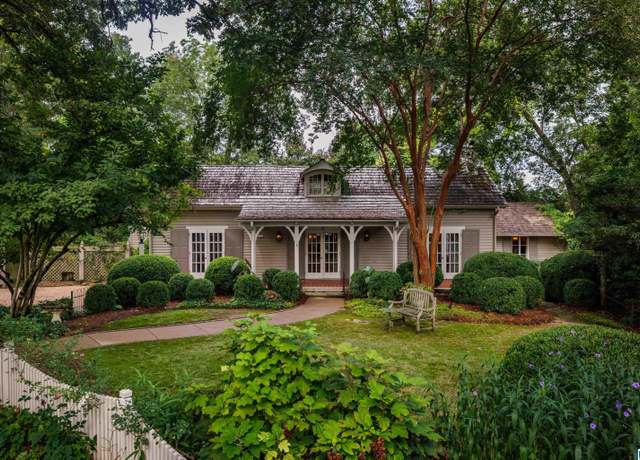 Property at 715 Fairway Dr, Mountain Brook, AL 35213, 3 beds, 4 baths