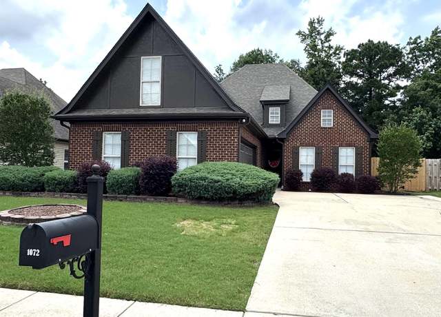 Property at 1072 Emerald Ridge Dr, Calera, AL 35040, 4 beds, 2 baths