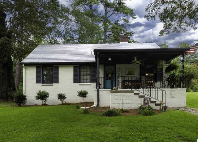 Property at 530 Rockridge Ave, Trussville, AL 35173, 2 beds, 2 baths