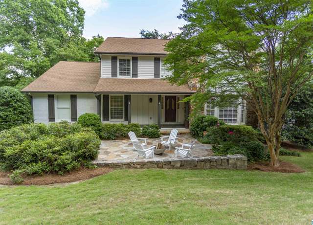 Property at 325 Vesclub Dr, Vestavia Hills, AL 35216, 6 beds, 5.5 baths