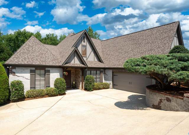 Property at 168 Eagle Cove Dr, Pelham, AL 35124, 3 beds, 2 baths
