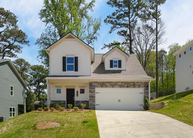Property at 1013 Pinnacle Pkwy, Leeds, AL 35094, 3 beds, 2.5 baths