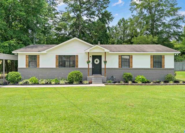 Property at 405 Willow Dr, Hueytown, AL 35023, 3 beds, 1 bath