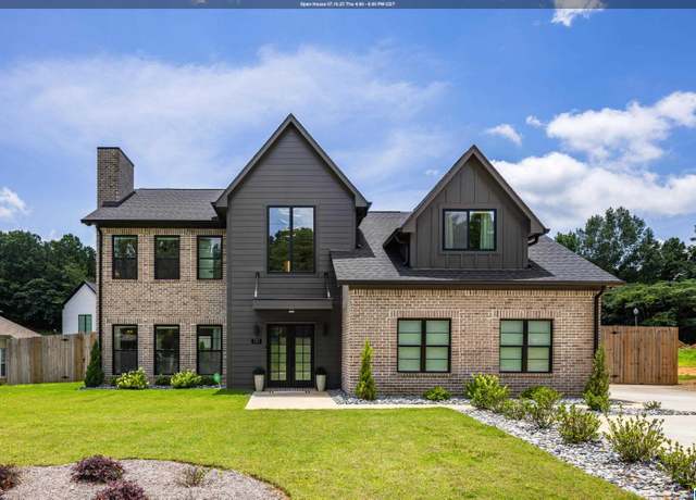 Property at 131 Jewell Cir, Birmingham, AL 35022, 4 beds, 3.5 baths