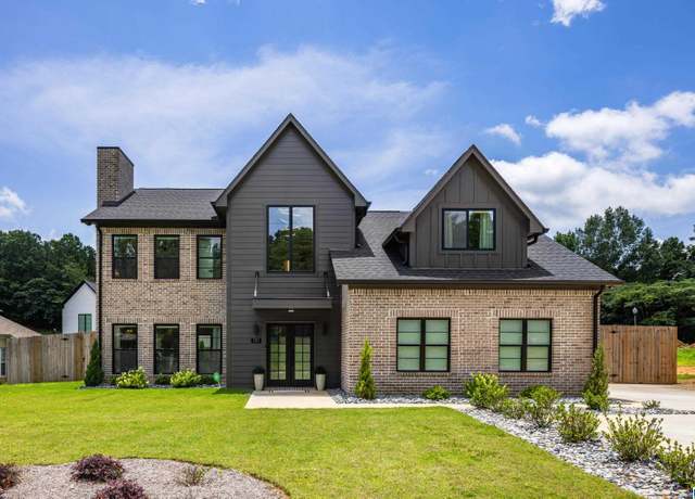Property at 131 Jewell Cir, Birmingham, AL 35022, 4 beds, 3.5 baths