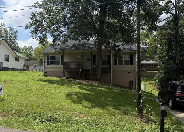 Property at 8119 Skinner Ave, Leeds, AL 35094, 3 beds, 2 baths