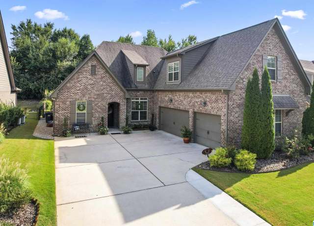 Property at 363 Strathaven Dr, Pelham, AL 35124, 4 beds, 3 baths