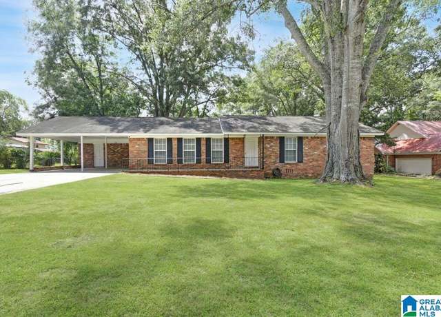 Property at 105 Friendship Rd, Clanton, AL 35045, 3 beds, 2 baths