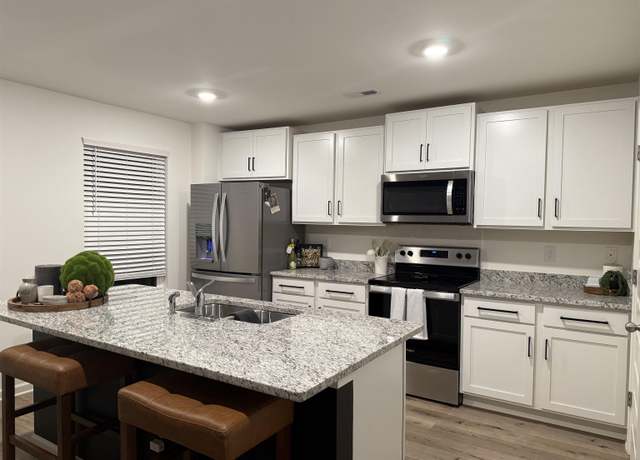 Property at 791 Fish Camp Rd, Chelsea, AL 35043, 4 beds, 2.5 baths