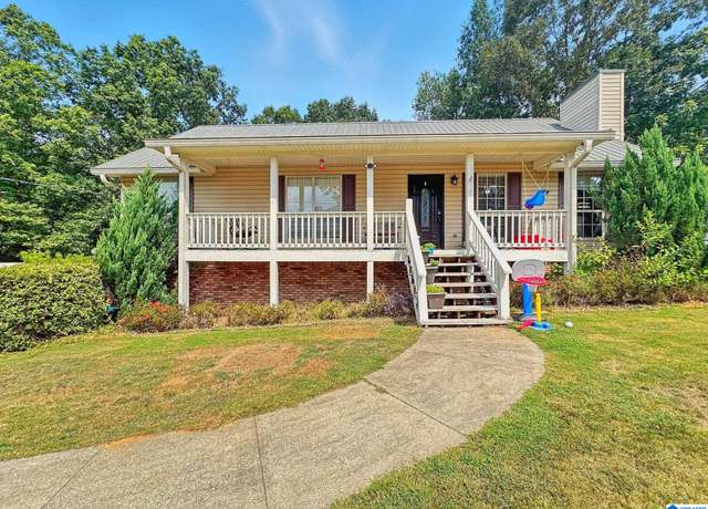 Property at 130 Country Ln, Woodstock, AL 35188, 3 beds, 2 baths
