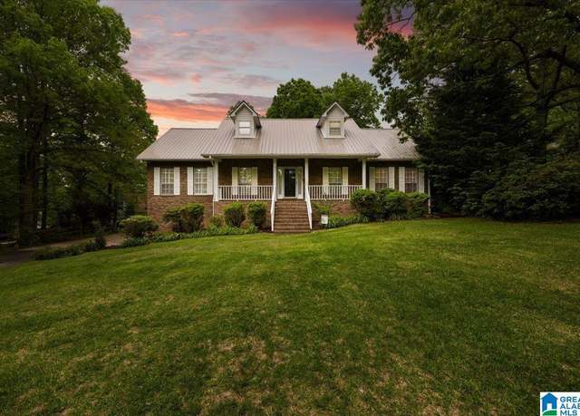 Property at 870 Kennedy Dr, Oneonta, AL 35121, 5 beds, 3 baths