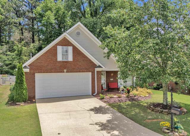 Property at 5425 J R Dr, Birmingham, AL 35235, 3 beds, 2 baths