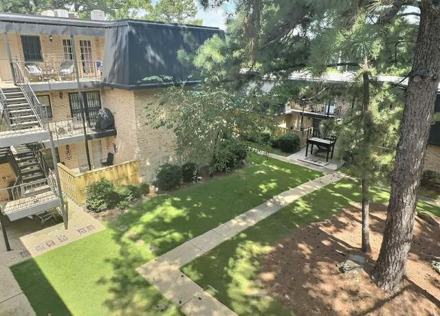 Property at 1745 Jack Warner Pkwy Unit D34, Tuscaloosa, AL 35401, 2 beds, 1 bath