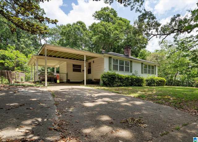 Property at 5210 Pineview Ln S, Mobile, AL 36608, 2 beds, 1 bath