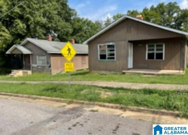 Property at 711 W 14th St, Anniston, AL 36201, 2 beds, 1 bath