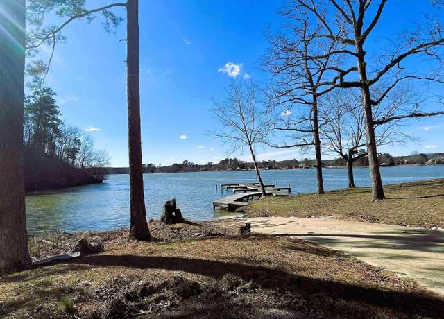 Property at 211 Shore Side Ln #211, Sylacauga, AL 35151