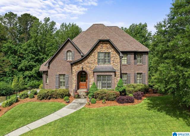 Property at 5942 Deer Crest Ln, Trussville, AL 35173, 4 beds, 4.5 baths