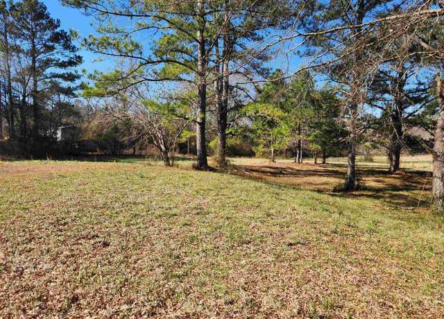 Property at 29 Self Rd #1, Anniston, AL 36201