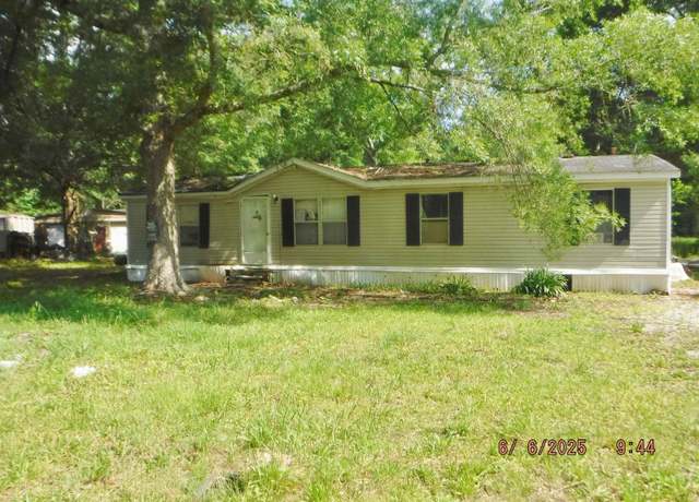 Property at 9060 Oak Lake Dr, Hokes Bluff, AL 35903, 3 beds, 2 baths
