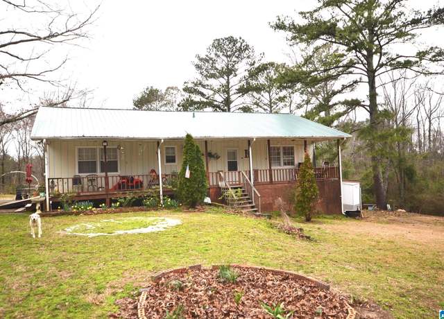 Property at 4685 Cox Cove Rd, Hayden, AL 35079, 4 beds, 3 baths