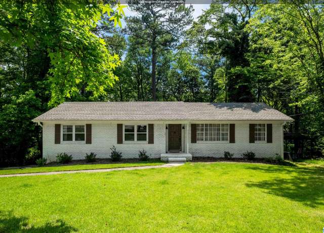 Property at 215 Observatory Dr, Birmingham, AL 35206, 4 beds, 3 baths