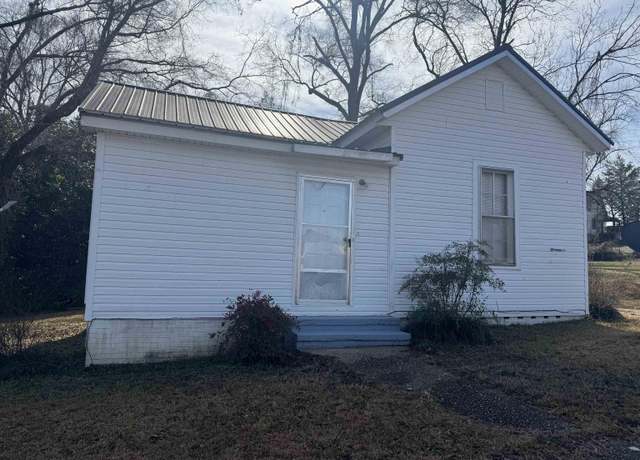 Property at 150 Knight Ave, Roanoke, AL 36274, 1 bed, 1 bath