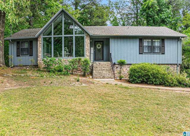 Property at 1809 NW 9th St, Birmingham, AL 35215, 3 beds, 2.5 baths