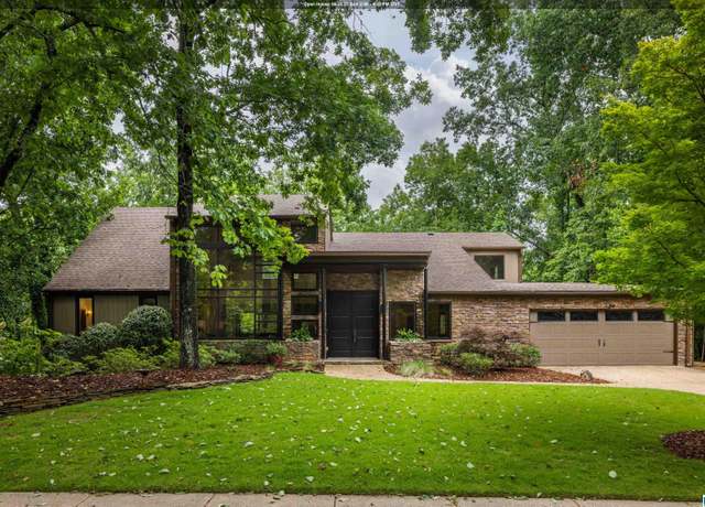 Property at 3709 Dover Dr, Mountain Brook, AL 35223, 4 beds, 3.5 baths