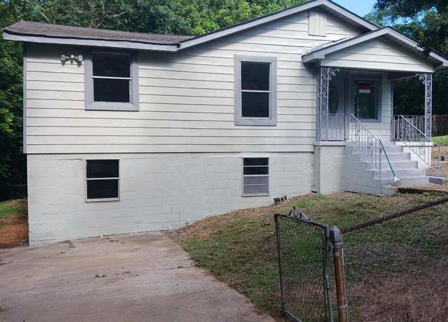 Property at 300 Carver Ave, Hueytown, AL 35023, 3 beds, 1 bath