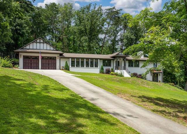 Property at 3128 Ryecroft Rd, Mountain Brook, AL 35223, 3 beds, 3.5 baths