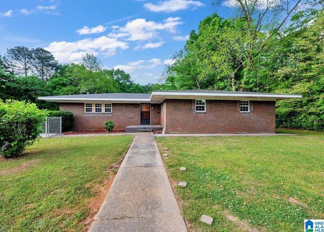 Property at 224 Deadrick St, Bessemer, AL 35020, 3 beds, 2.5 baths