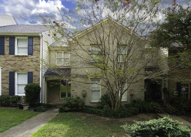 Property at 1645 Ashwood Ln, Homewood, AL 35209, 2 beds, 2.5 baths