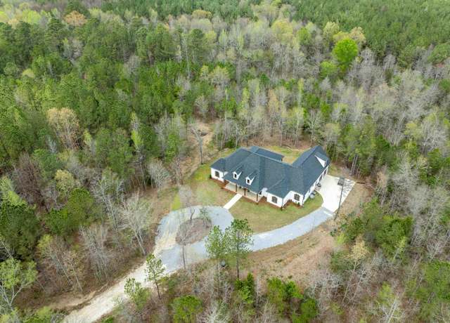Property at 171 Carpenters Ln, Jacksonville, AL 36265, 4 beds, 4 baths