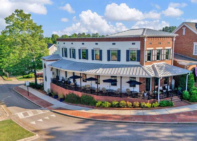 Property at 622 Preserve Pkwy, Hoover, AL 35226, 6 beds, 6 baths