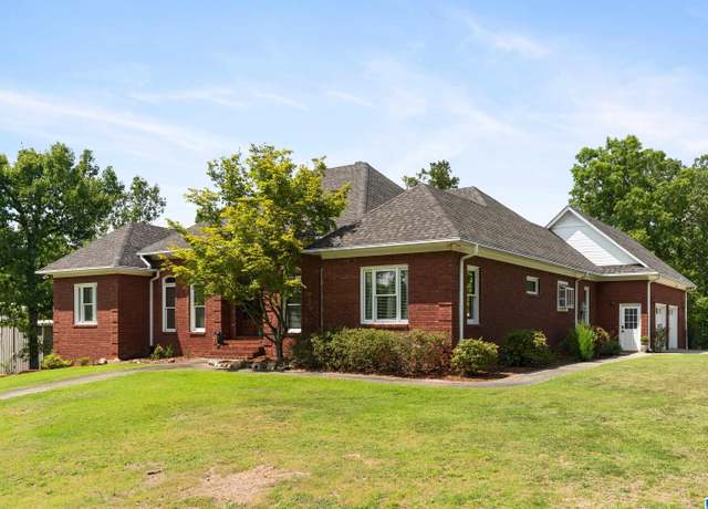 Property at 3469 Smokey Rd, Alabaster, AL 35007, 5 beds, 4.5 baths