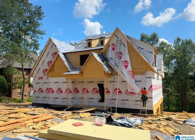 Property at 336 Emerald Ln, Chelsea, AL 35043, 5 beds, 4.5 baths
