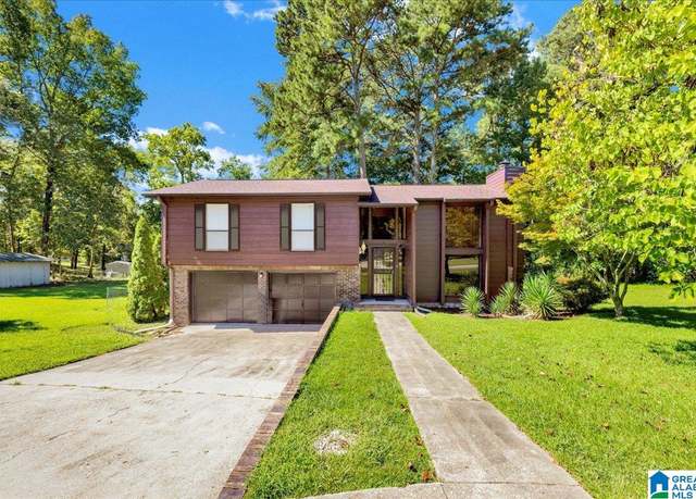 Property at 2208 Diane Dr, Birmingham, AL 35235, 3 beds, 2.5 baths