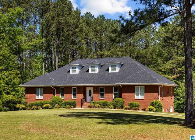 Property at 408 Eagle Pointe Dr, Pell City, AL 35128, 4 beds, 3 baths