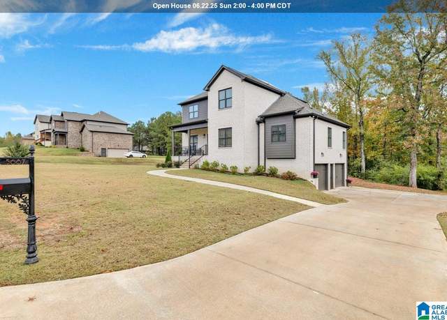 Property at 5687 Victoria Dr, Hueytown, AL 35023, 4 beds, 3.5 baths